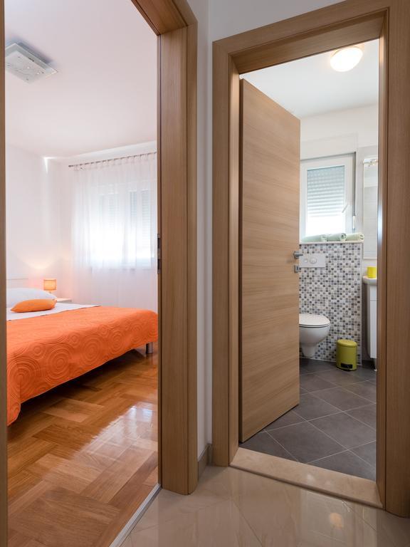 Apartment Bingo Trogir Exterior foto