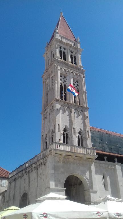 Apartment Bingo Trogir Exterior foto